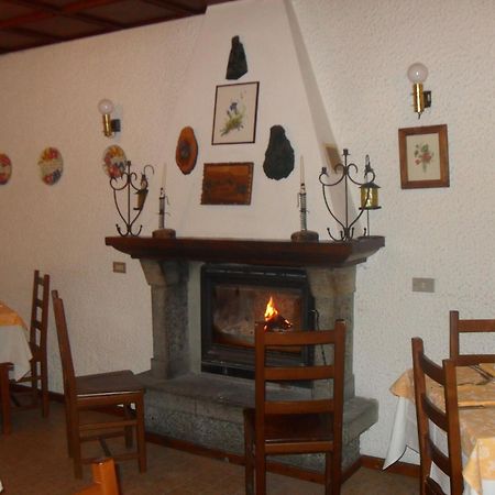 Albergo La Genzianella Беладжо Екстериор снимка