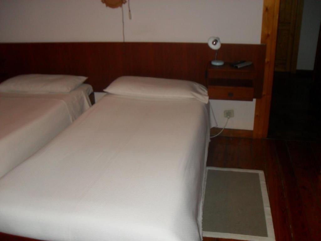 Albergo La Genzianella Беладжо Стая снимка